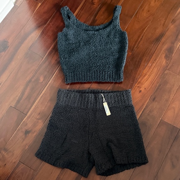 SKIMS Other - SKIMS Black Fuzzy Pajama Set